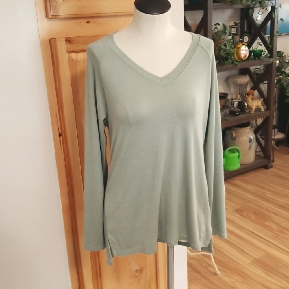 Banana Republic Boyfriend Split Hem Pullover Top Heather Green Split Hem Size S